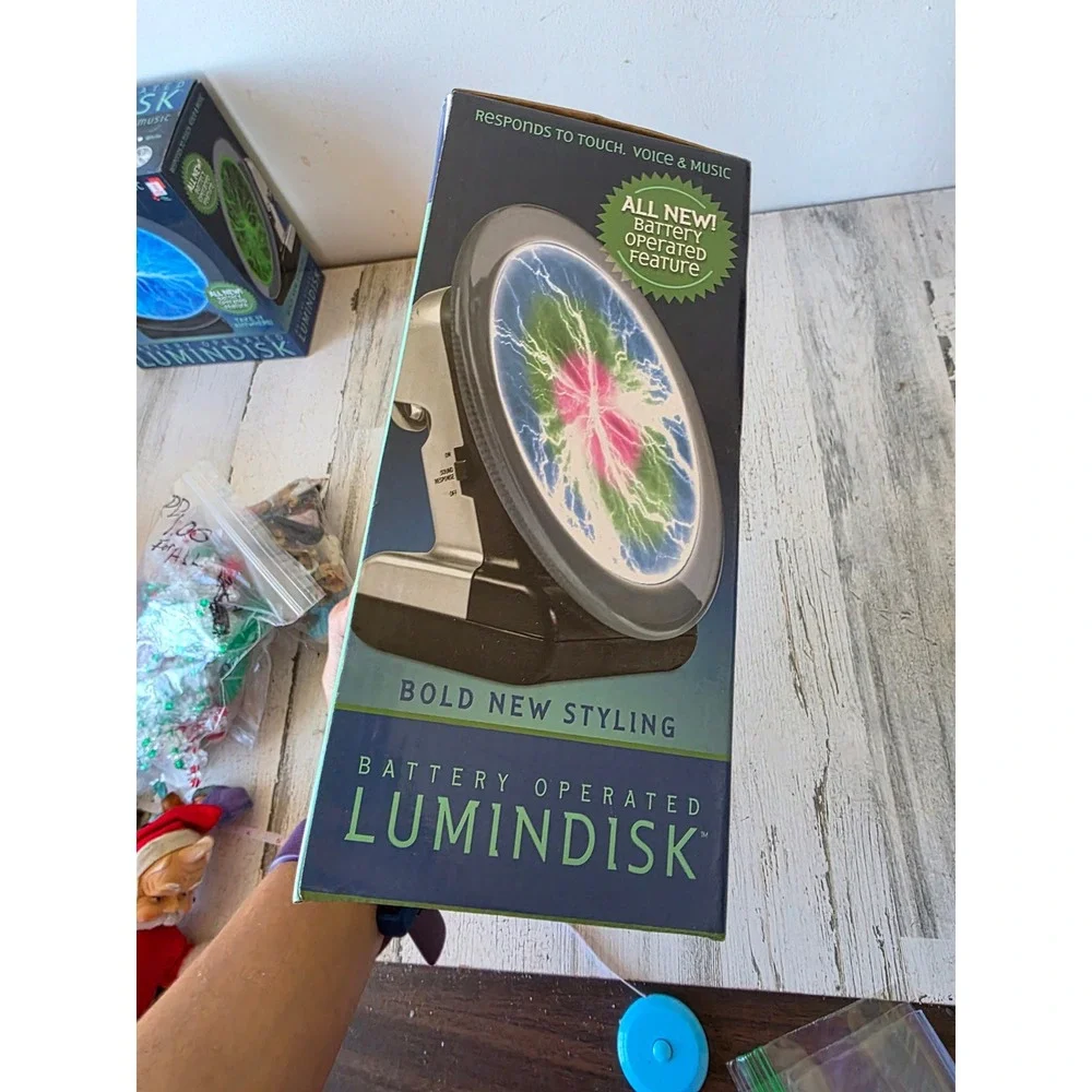 New battery operated lumindisk blue plasma ball light up can you imagine